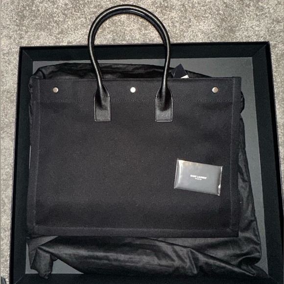 Saint Laurent Rive Gauche Tote - Picture 11 of 12